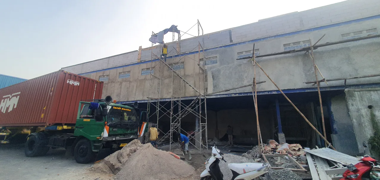 Pembangunan pabrik, struktur baja dan lantai kerja
